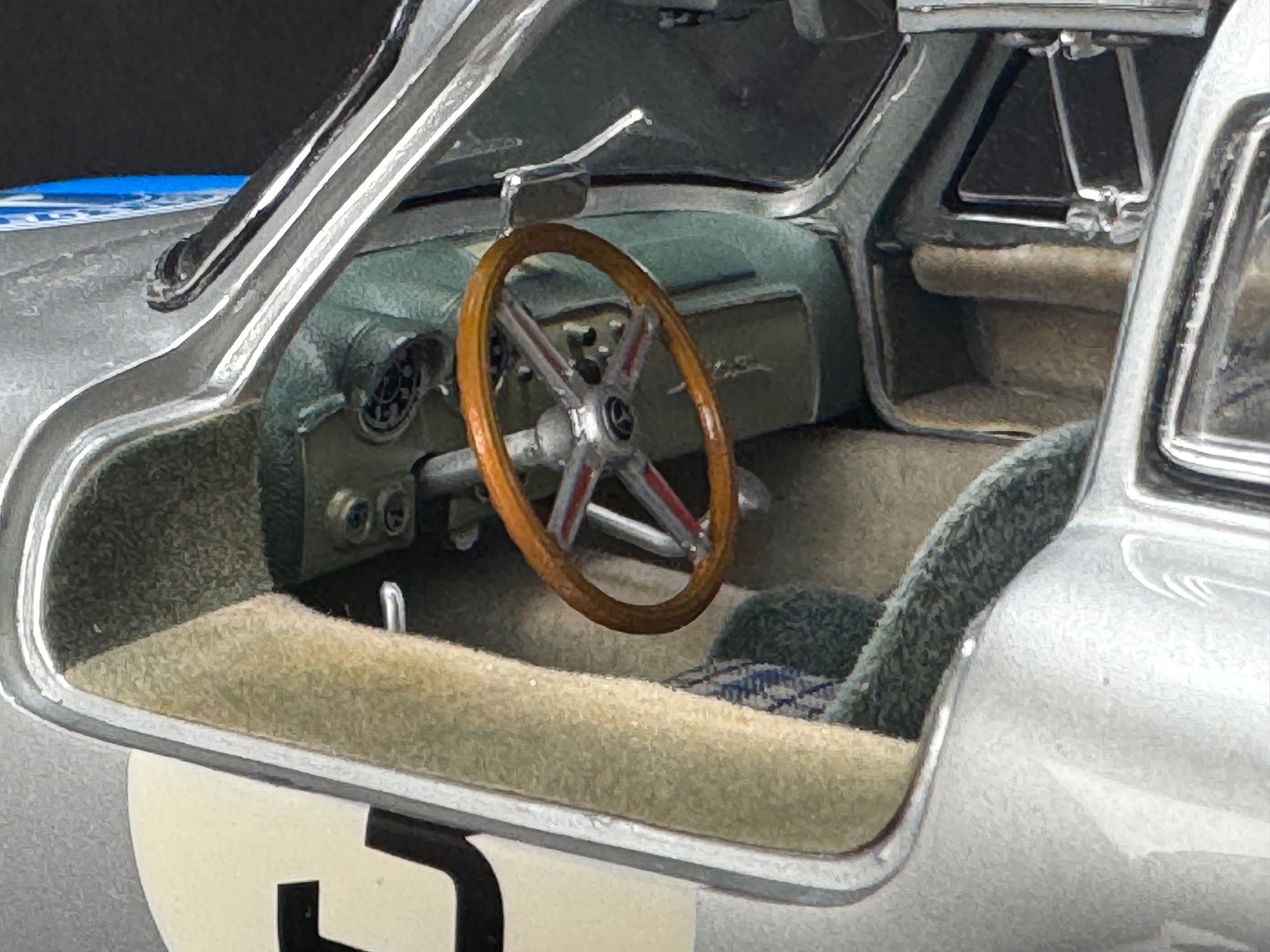 CMC Mercedes-Benz 300SL Panamericana - 1/18 - Image 7