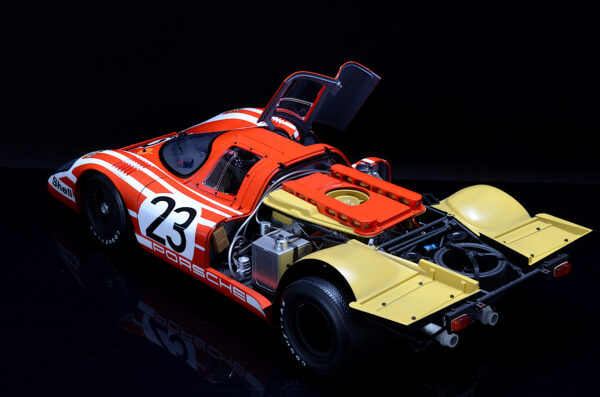 ポルシェ 917 ザルツブルグ #23 1/8スケール完成品モデル