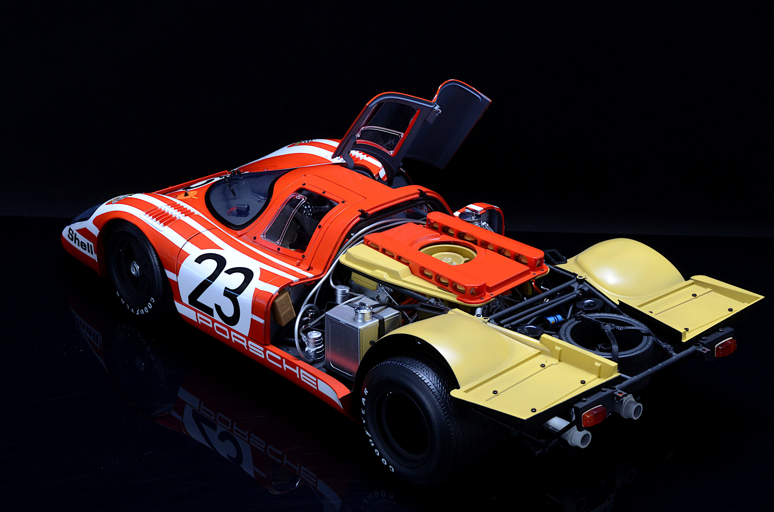 Porsche 917 Salzburg #23 Fertigmodell - 1/8 – Bild 5