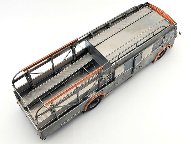 CMC Ferrari Renntransporter, Typ Fiat 642 RN2 Bartoletti, 1957, CLEAR FINISH - 1/18 - Immagine 10