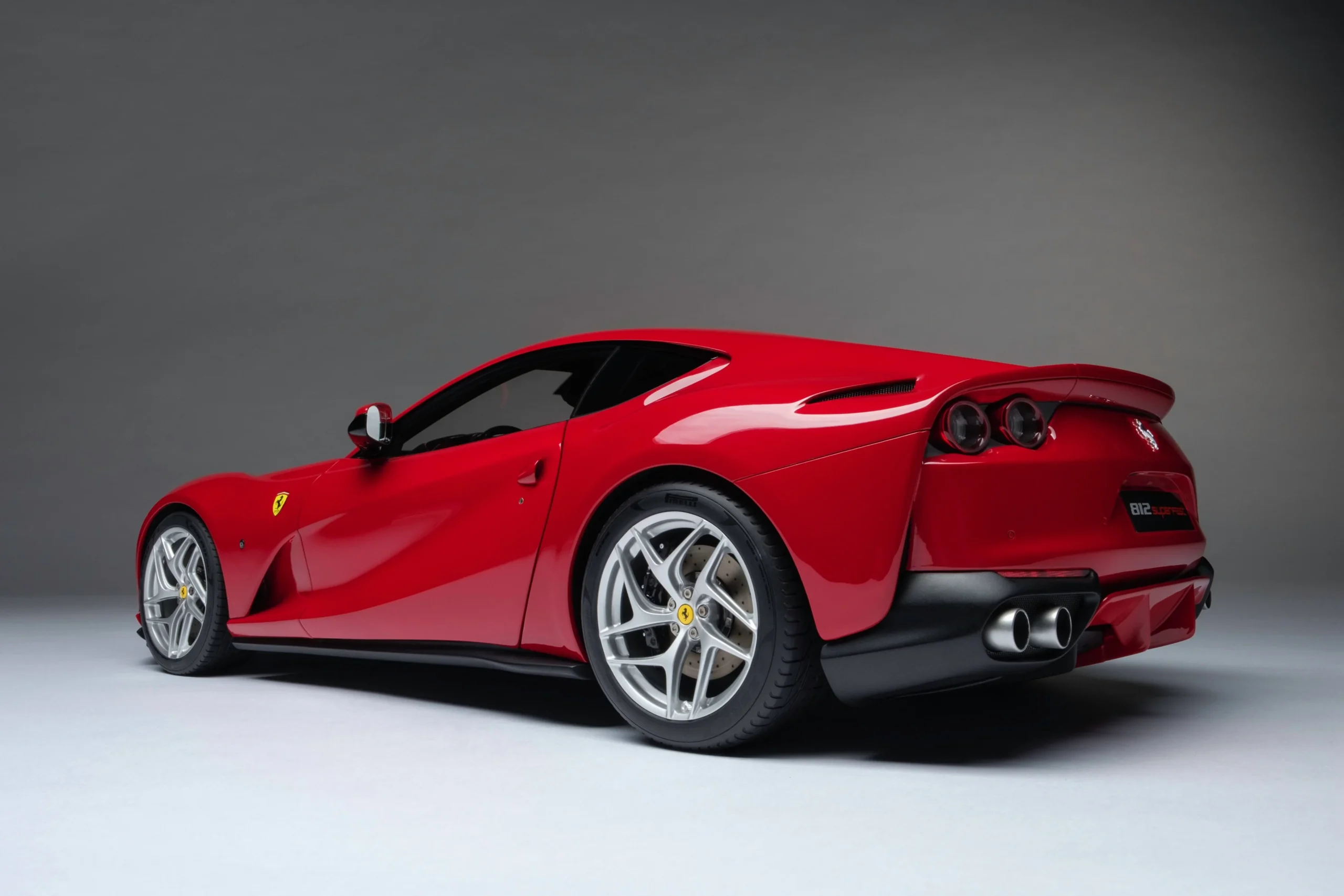 Amalgam Ferrari 812 Superfast 1:8 - 1/8 - Image 9