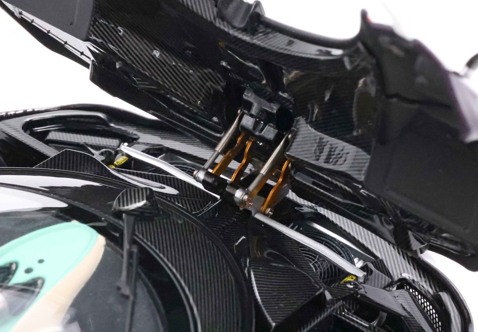BBR Pagani Huayra Dinastia Yazi diecast full open purple carbon fiber BASIC PACK - 1/18 - 画像5
