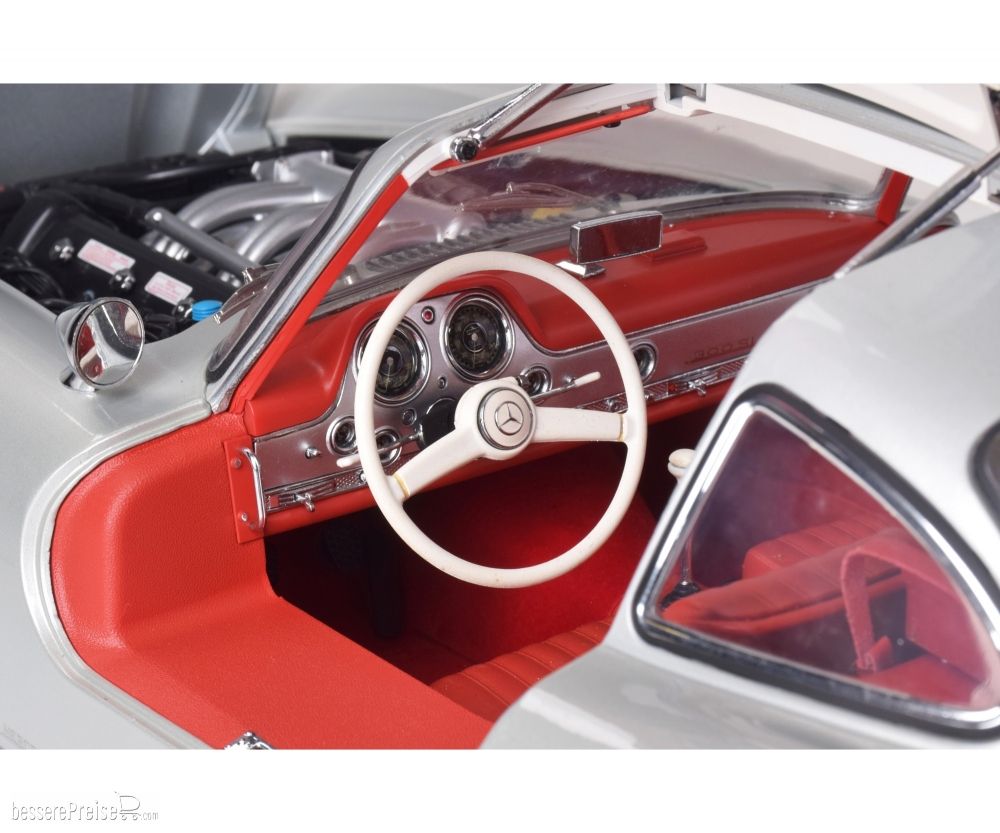 IXO Mercedes 300 SL silber Fertigmodell 1:8 - 1/8 - Image 4