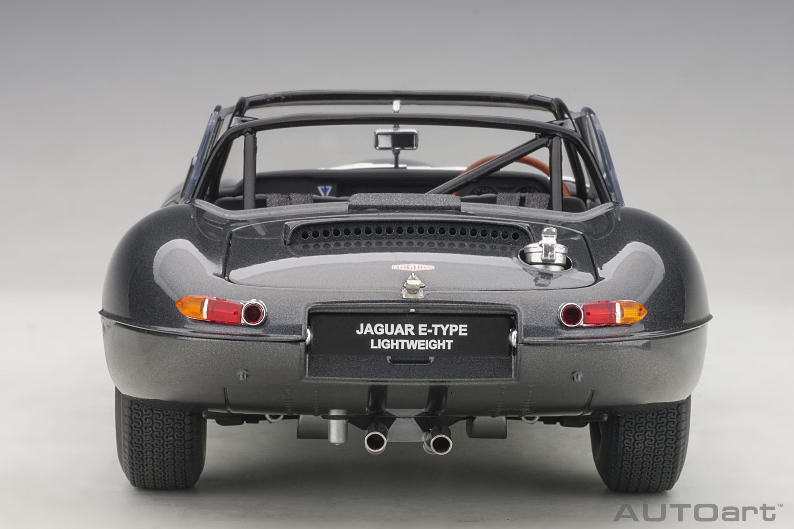 AUTOart Jaguar Lightweight E-Type (Dark Grey) 1/18 - 1/18 - Immagine 8