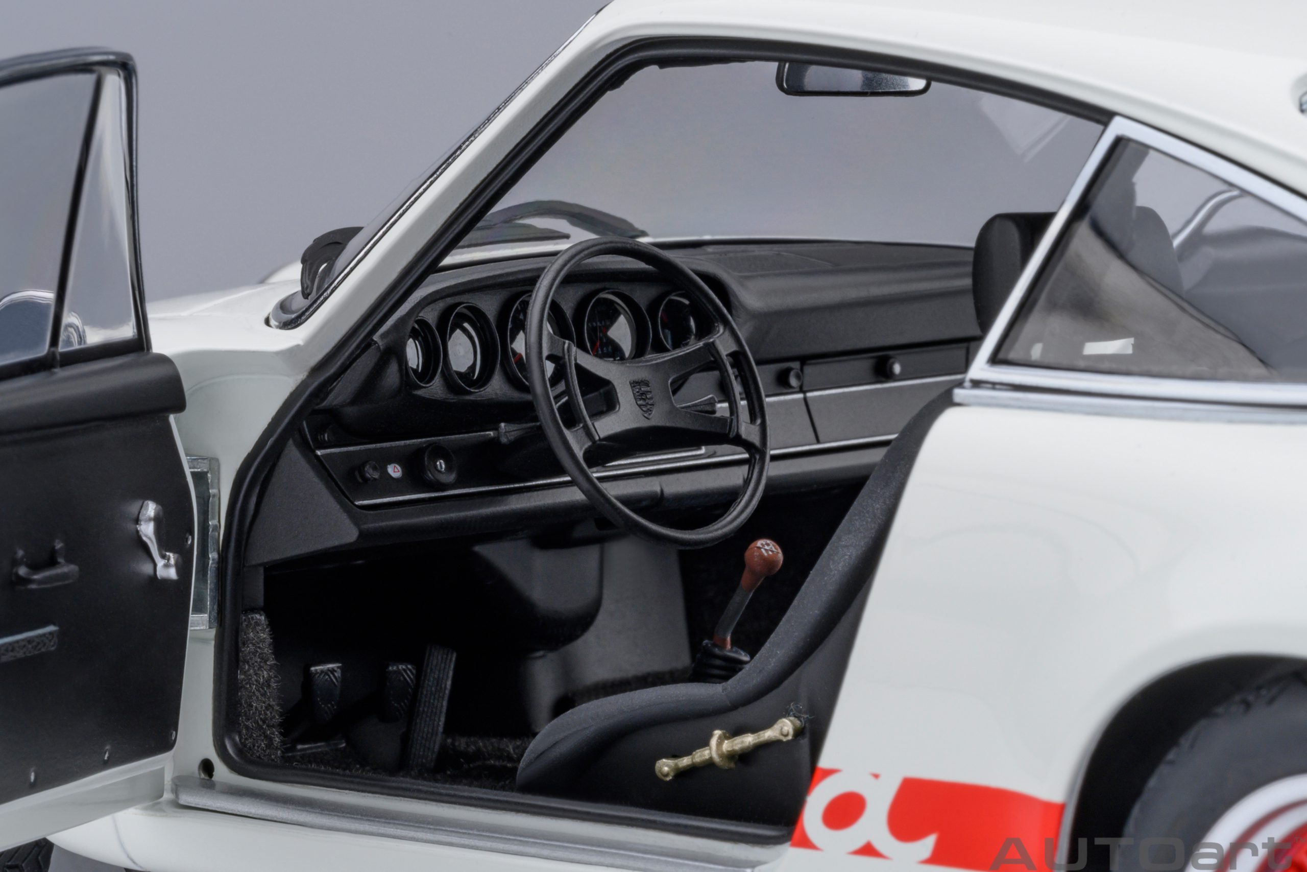 AUTOart Porsche 911 Carrera 2.7 RS “THE CIRCUIT WOLF” - 1/18 – Bild 14