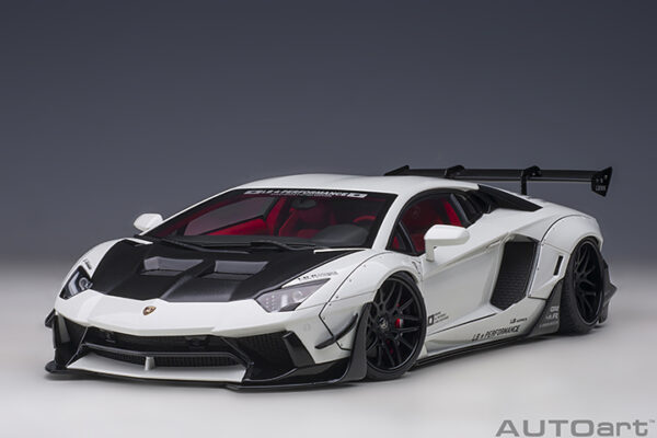 AUTOart リバティウォーク LB-ワークス ランボルギーニ アヴェン
