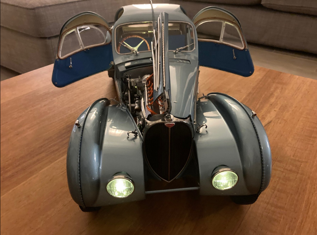 IXO Bugatti Atlantic 57c Fertigmodell 1/8 - 1/8 - 画像17