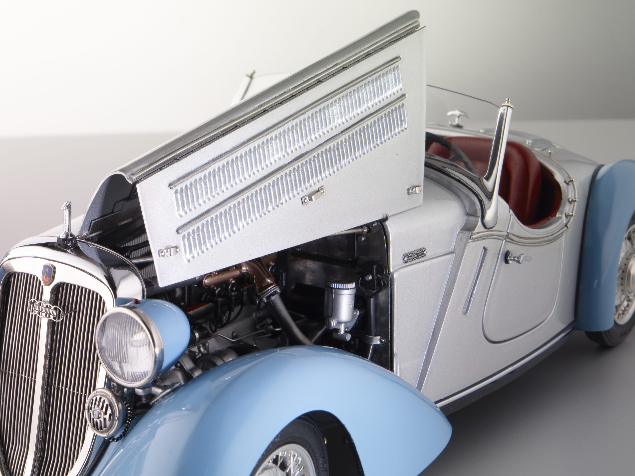 CMC Audi 225 Front Roadster, 1935 - 1/18 – Bild 7