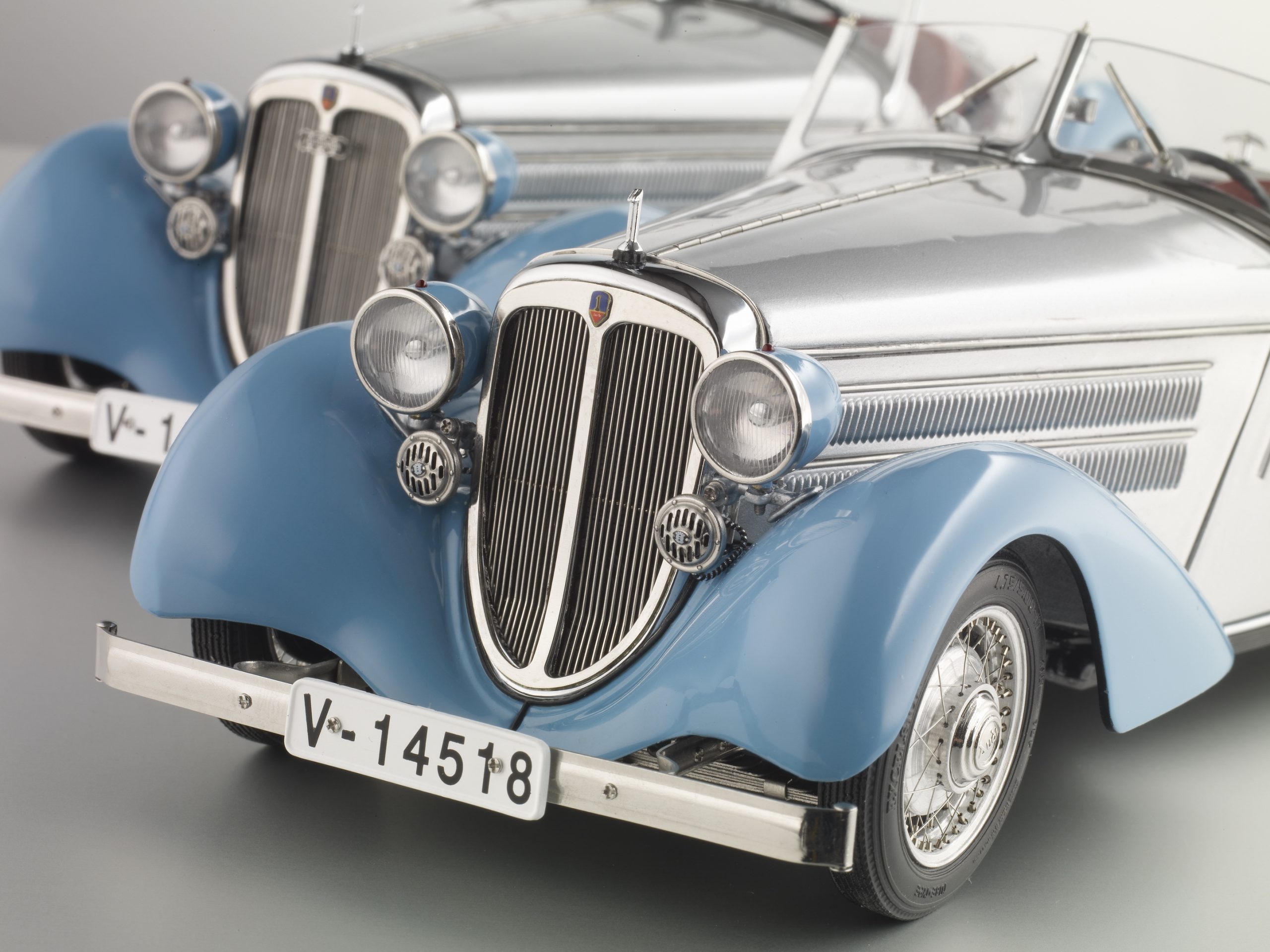 CMC Audi 225 Front Roadster, 1935 - 1/18 – Bild 11