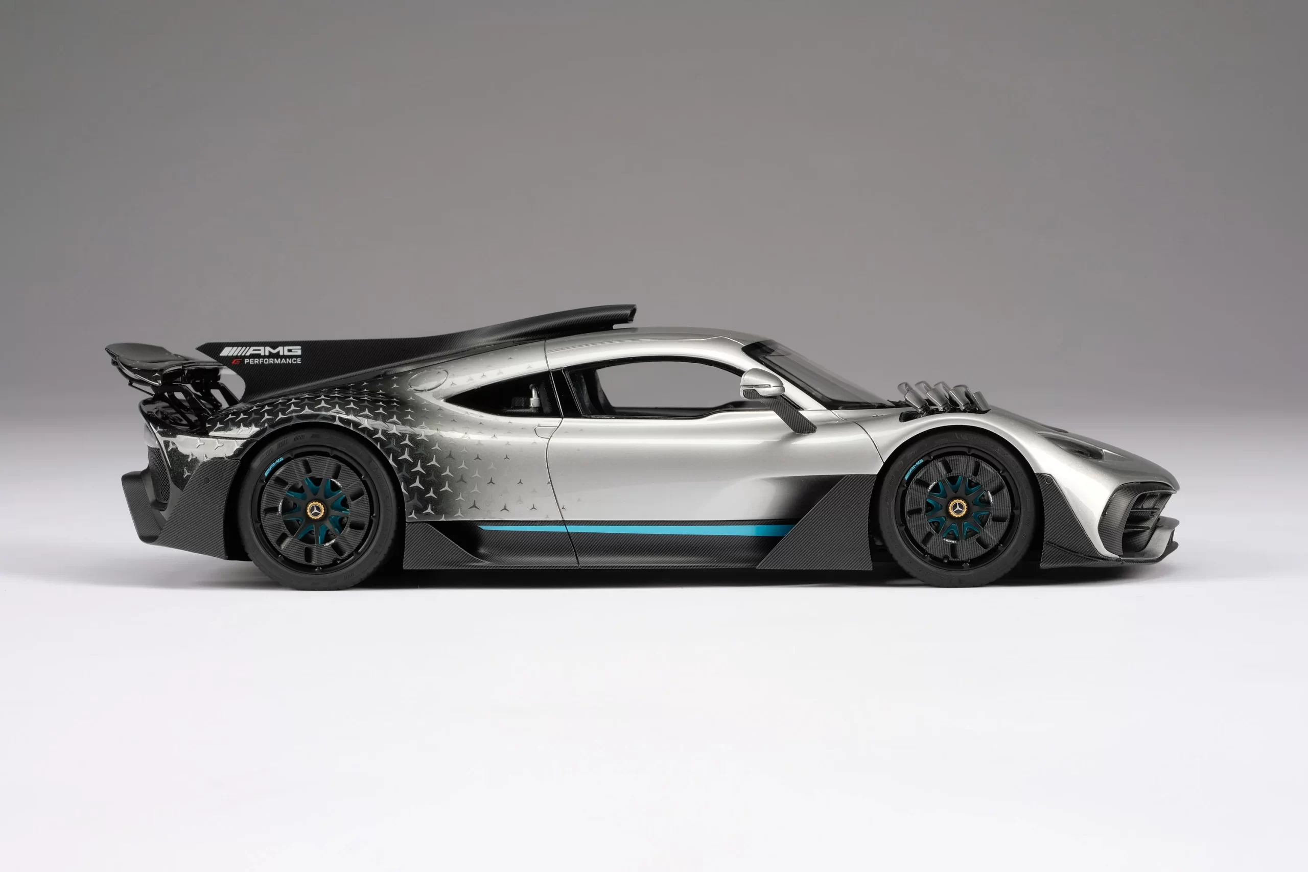 Amalgam Mercedes AMG One - 1/18 – Bild 12