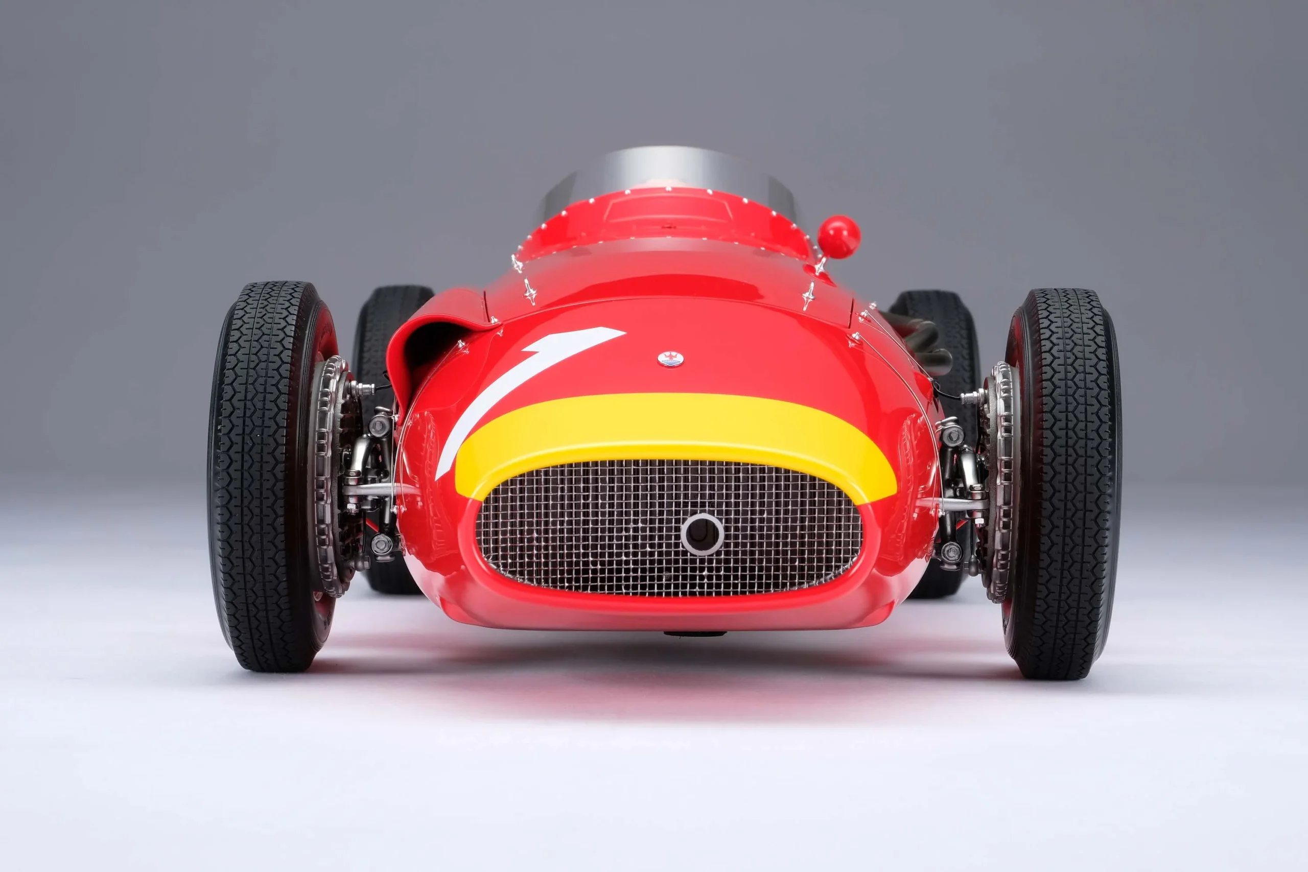 Amalgam Maserati 250F - Großer Preis von Deutschland 1957 - Juan Manuel Fangio 1:8 - 1/8 - صورة Amalgam Maserati 250F - Großer Preis von Deutschland 1957 - Juan Manuel Fangio 1:8 - 1/8 - صورة 11