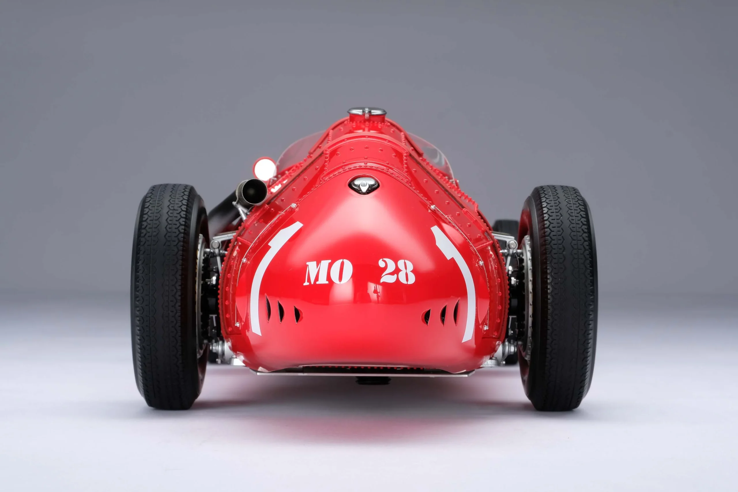 Amalgam Maserati 250F - Großer Preis von Deutschland 1957 - Juan Manuel Fangio 1:8 - 1/8 - صورة Amalgam Maserati 250F - Großer Preis von Deutschland 1957 - Juan Manuel Fangio 1:8 - 1/8 - صورة 17