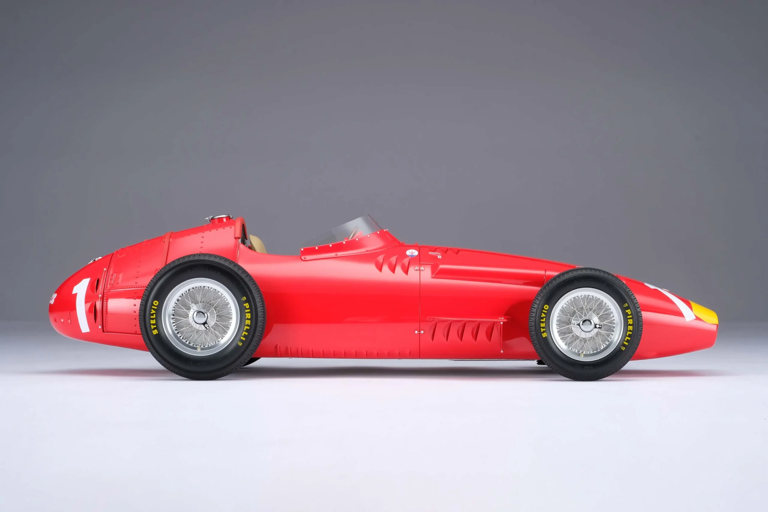 Amalgam Maserati 250F - Großer Preis von Deutschland 1957 - Juan Manuel Fangio 1:8 - 1/8 - صورة Amalgam Maserati 250F - Großer Preis von Deutschland 1957 - Juan Manuel Fangio 1:8 - 1/8 - صورة 21