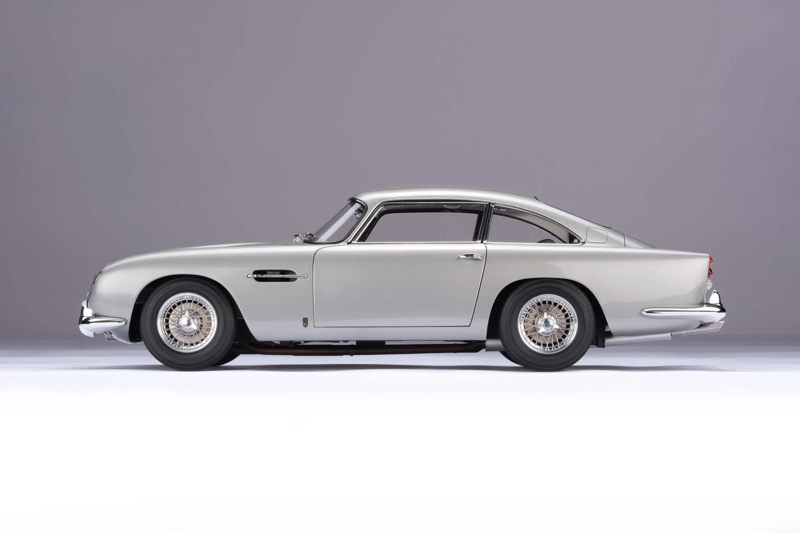 Amalgam Aston Martin DB5 Vantage 1:8 - 1/8 – Bild 5