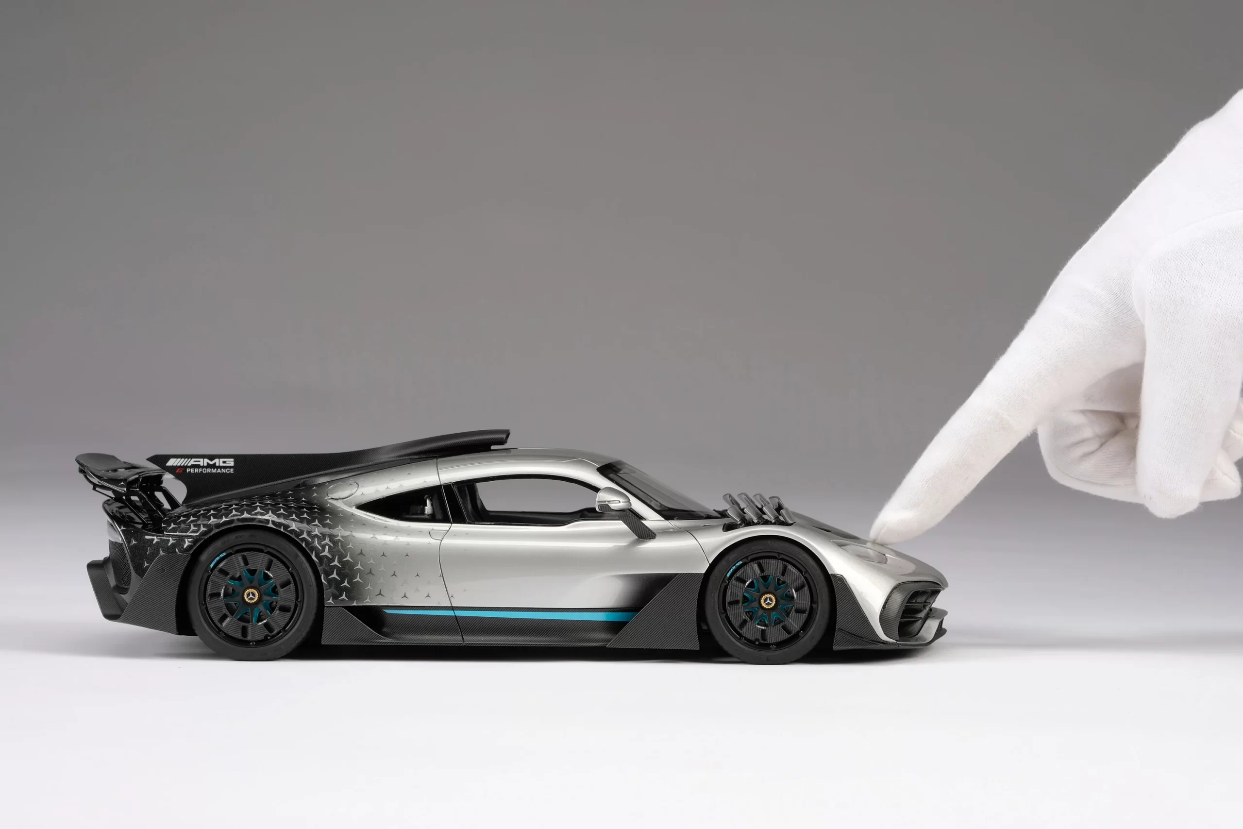 Amalgam Mercedes AMG One - 1/18 – Bild 2