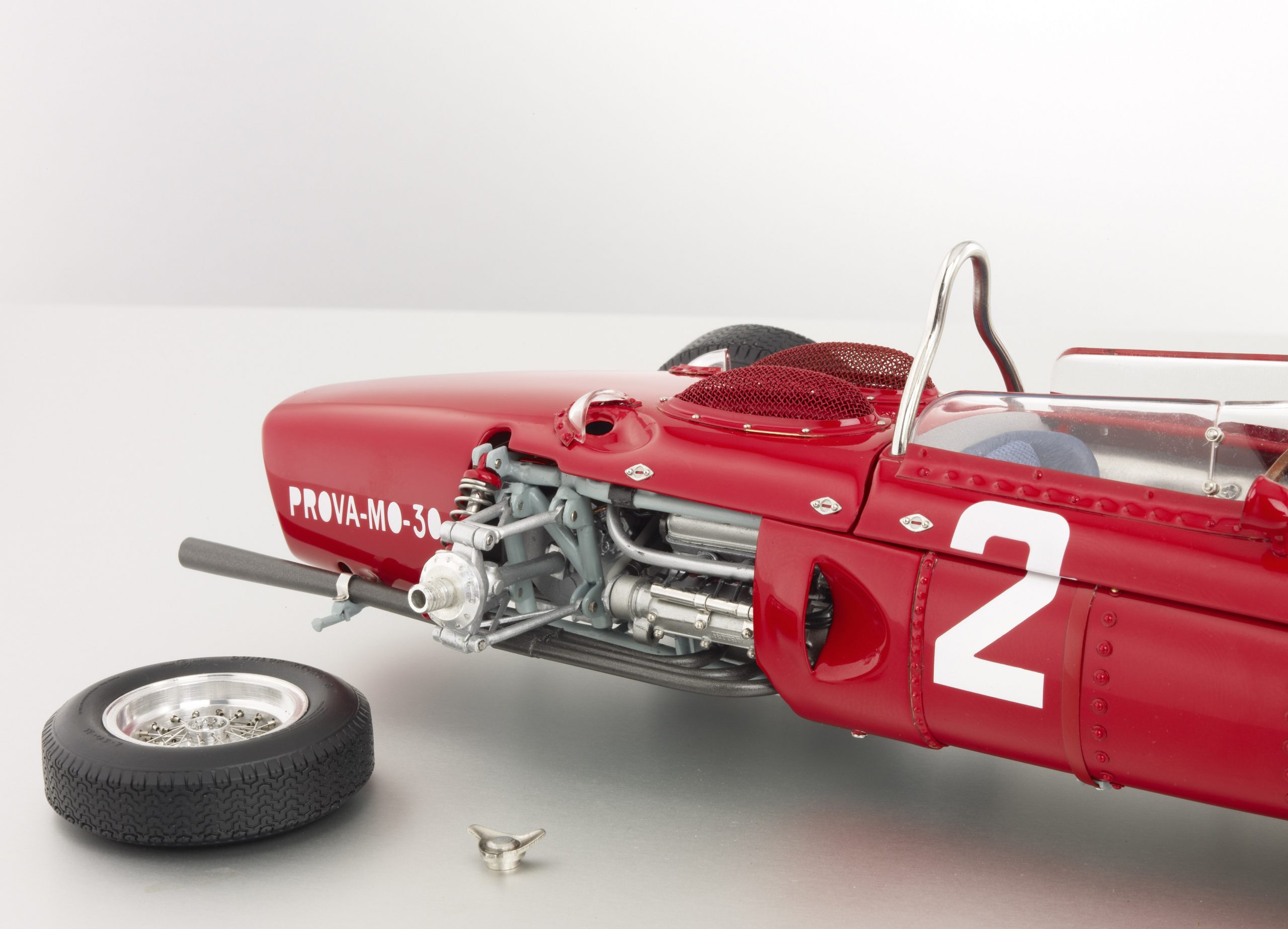 CMC Ferrari 156F1, 1961, Hill / Spa, Startnummer 4 - 1/18 - Immagine 2