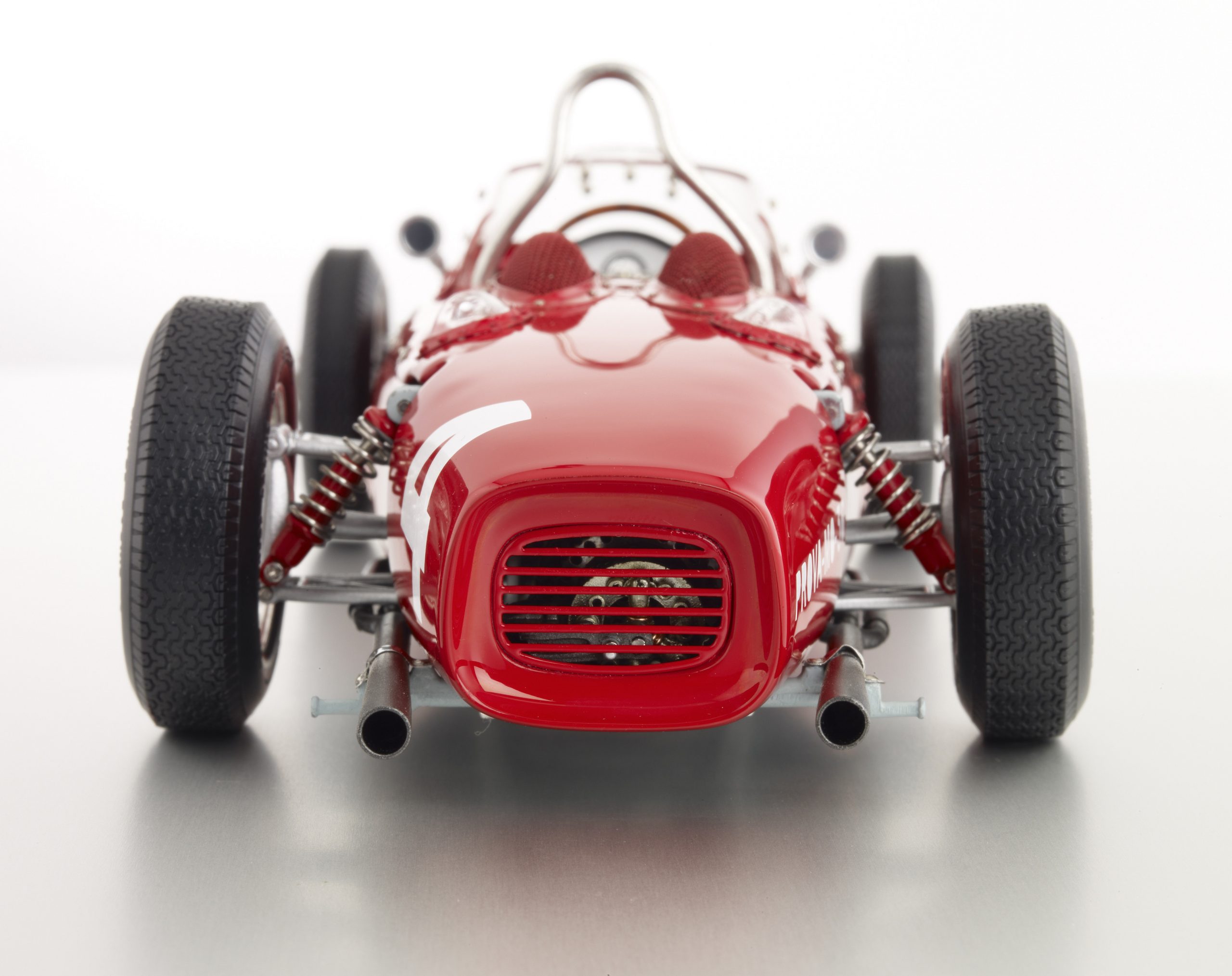 CMC Ferrari 156F1, 1961, Hill / Spa, Startnummer 4 - 1/18 - Immagine 4