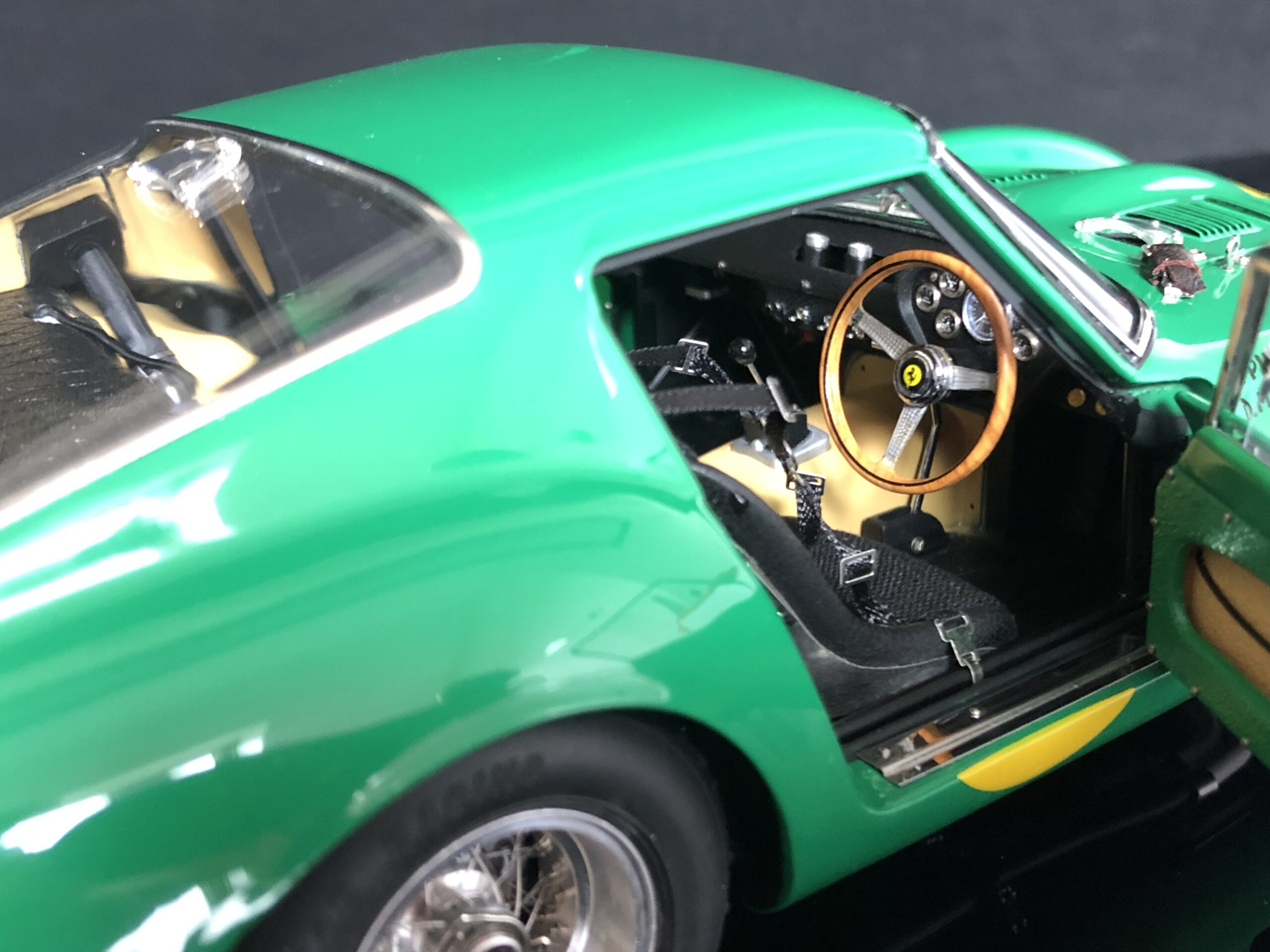 CMC Ferrari 250 GTO David Piper #153 M-250, 4th OA, 1962 Tour de France Chassis 3767GT, Limited Edition 2200 - 1/18 - Image 7