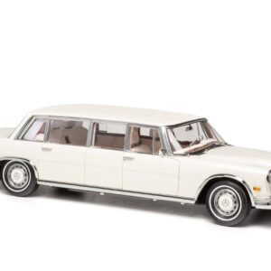 CMC Mercedes 600 Pullman White Swan M-215