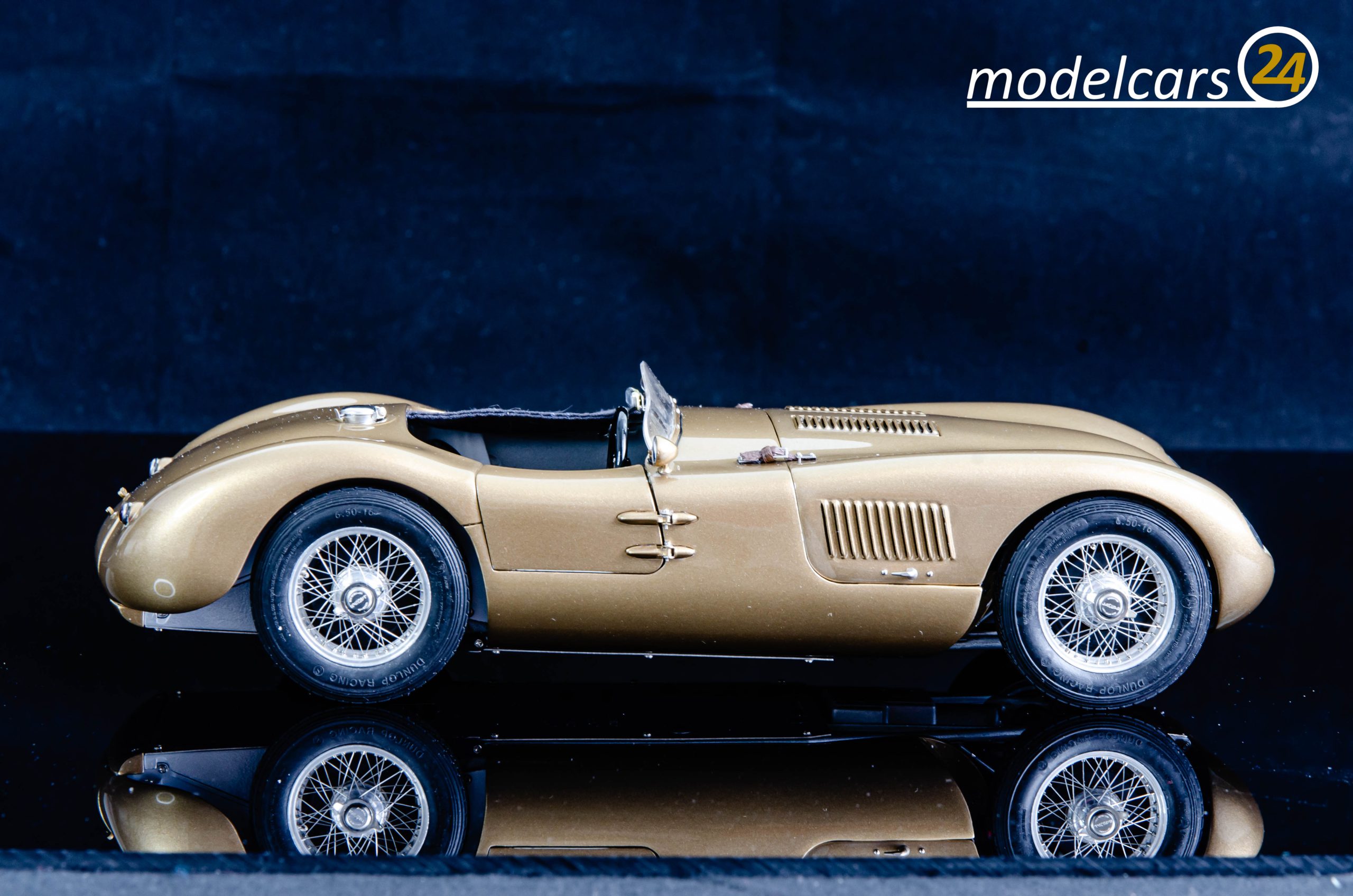 CMC Jaguar C-Type 1952, Sondermodell Techno Classica 2020 - 1/18 - Image 8