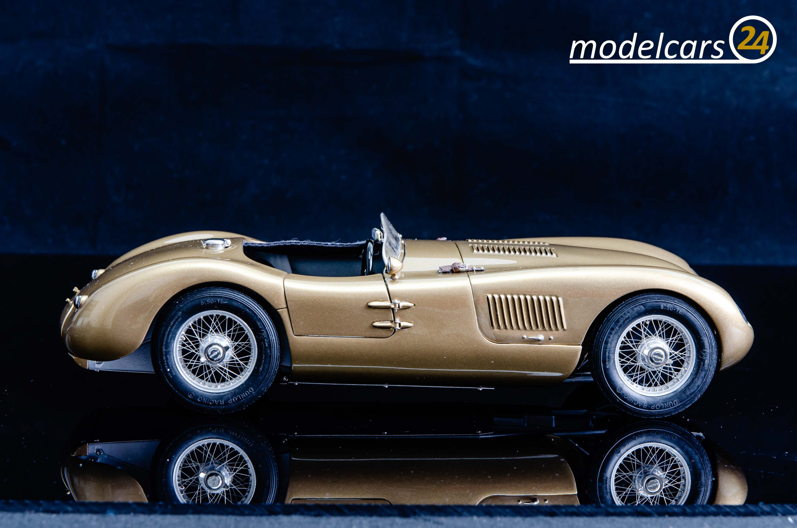 CMC Jaguar C-Type 1952, Sondermodell Techno Classica 2020 - 1/18 - Image 7