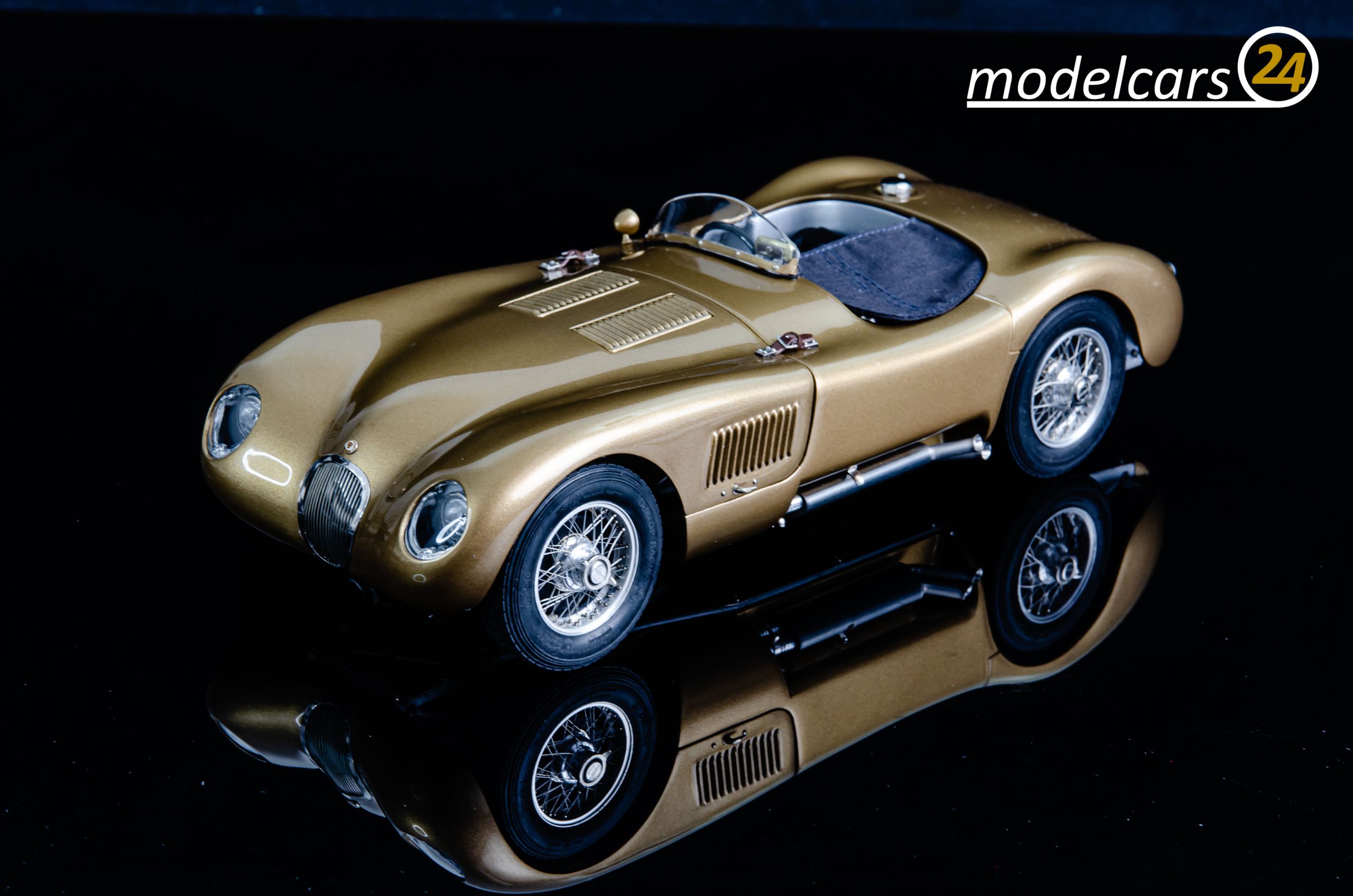 CMC Jaguar C-Type 1952, Sondermodell Techno Classica 2020 - 1/18 - Image 4