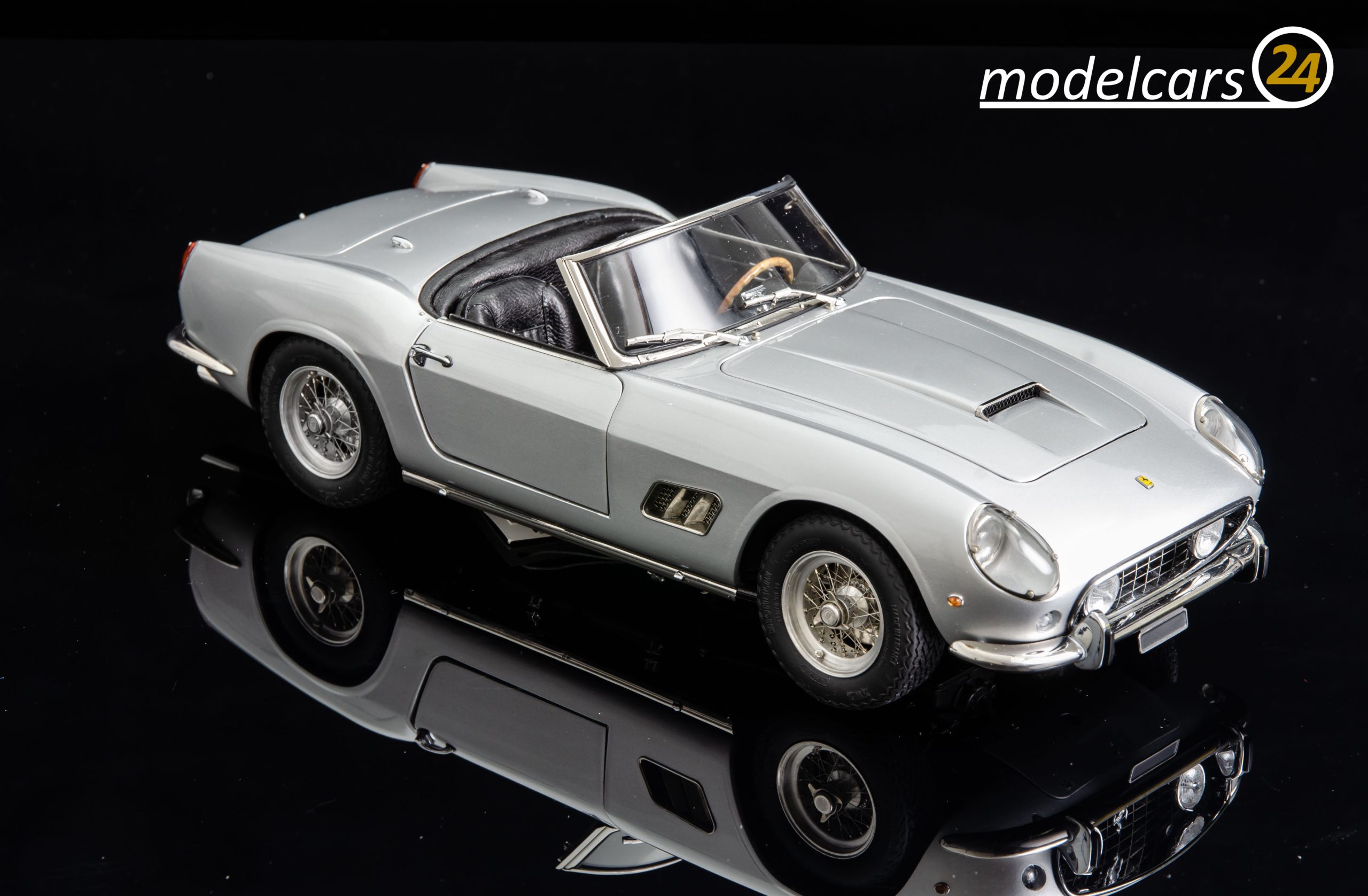 CMC Ferrari 250 GT SWB, California Spyder, 1961 - 1/18