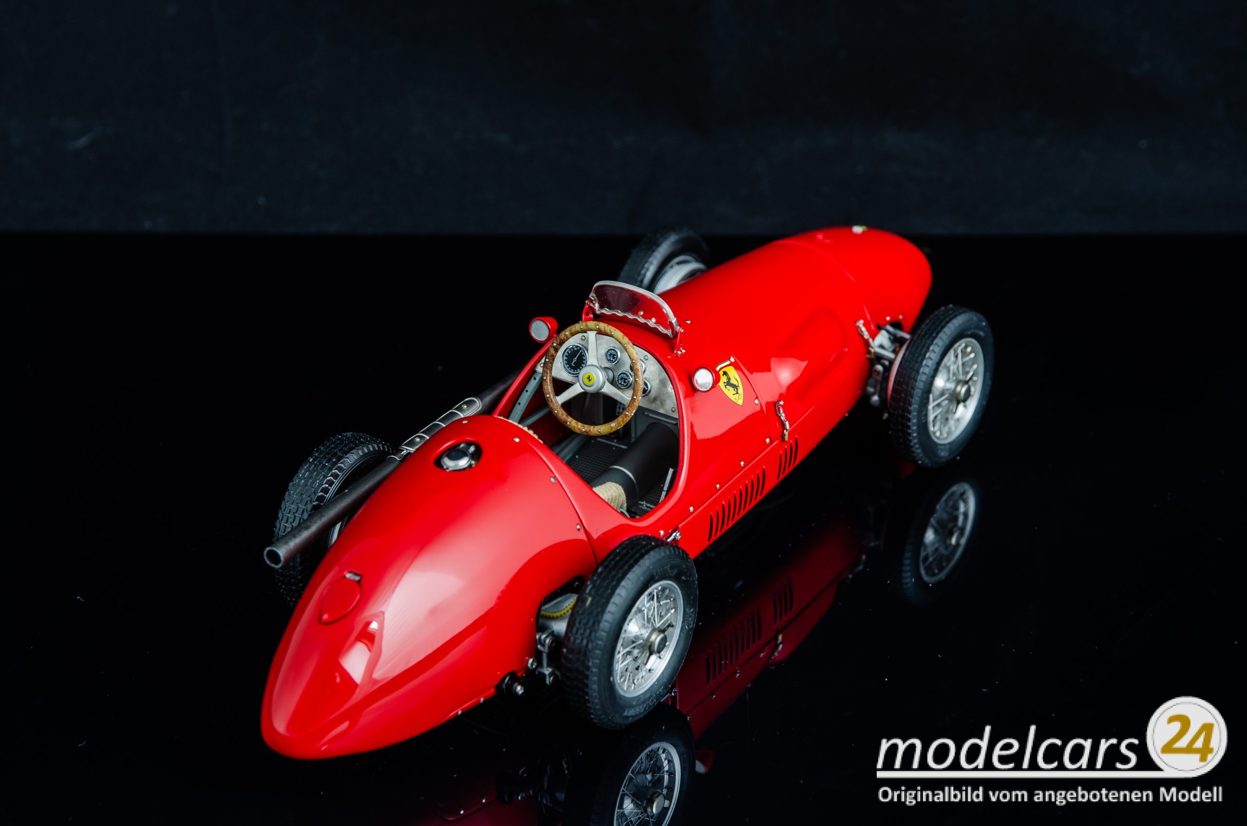 CMC Ferrari 500 F2, 1952/53 - 1/18 - صورة CMC Ferrari 500 F2, 1952/53 - 1/18 - صورة 7