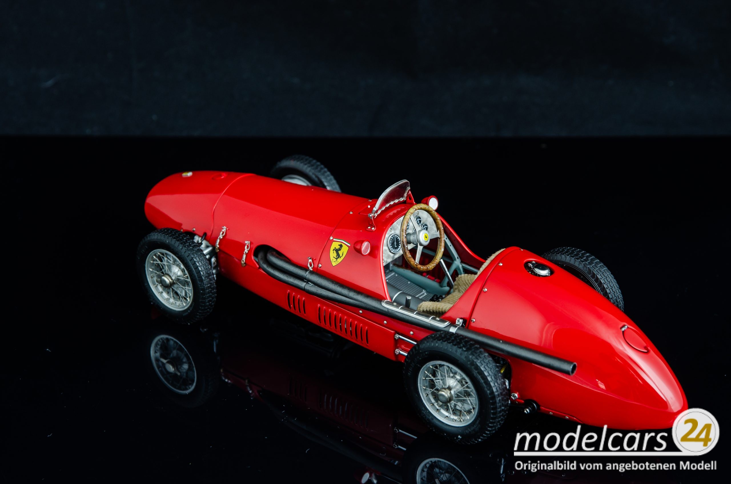 CMC Ferrari 500 F2, 1952/53 - 1/18 - صورة CMC Ferrari 500 F2, 1952/53 - 1/18 - صورة 5
