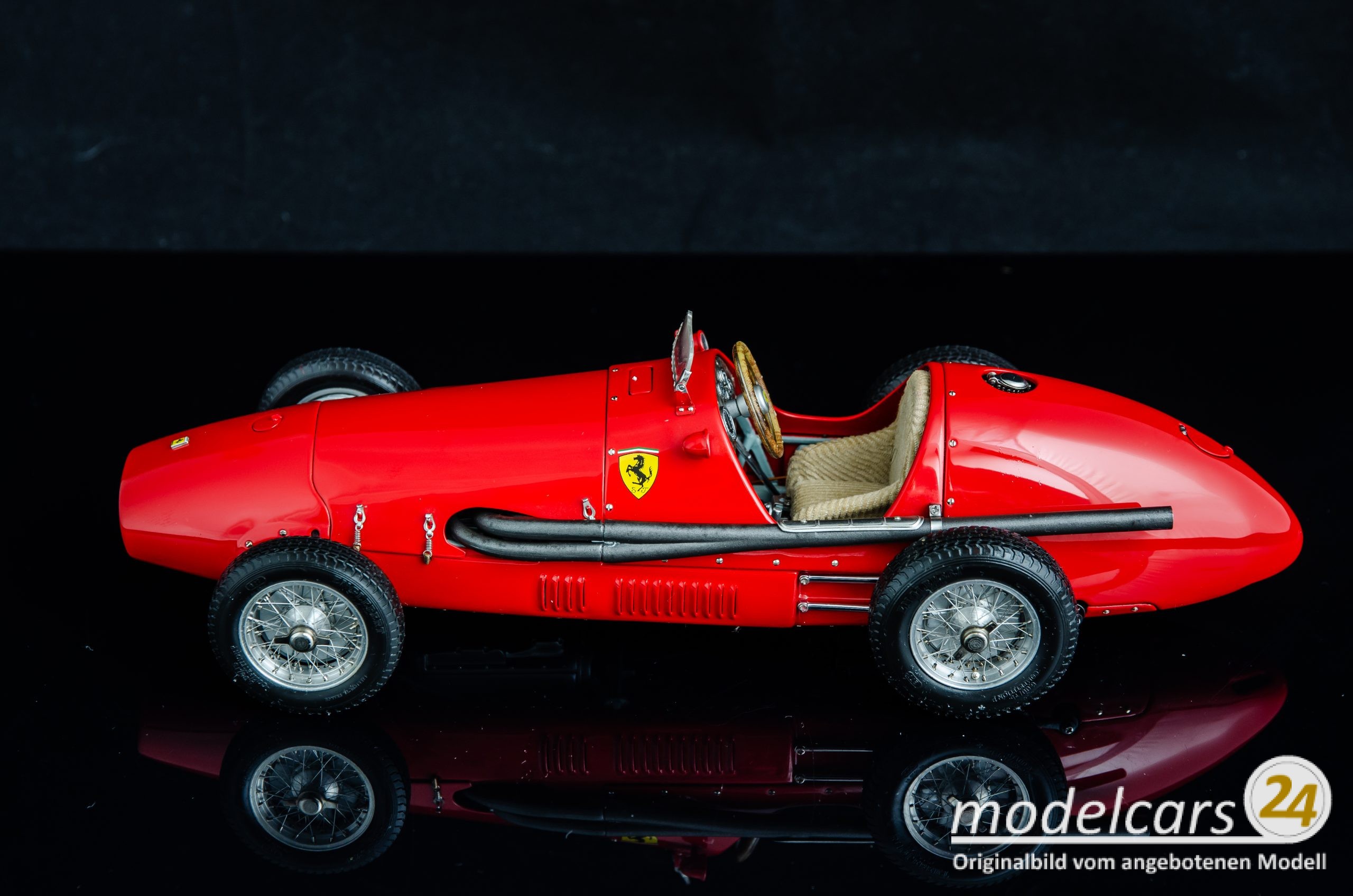 CMC Ferrari 500 F2, 1952/53 - 1/18 - صورة CMC Ferrari 500 F2, 1952/53 - 1/18 - صورة 4