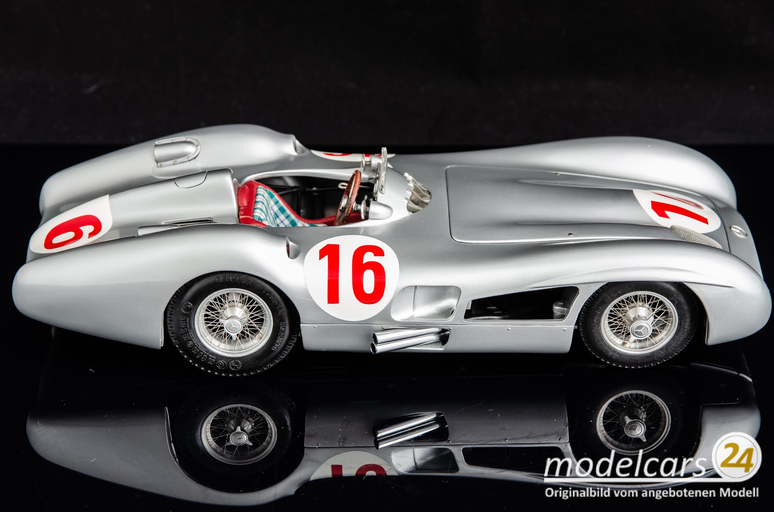 CMC Mercedes-Benz W196R, 1954/55 - 1/18 - Immagine 8