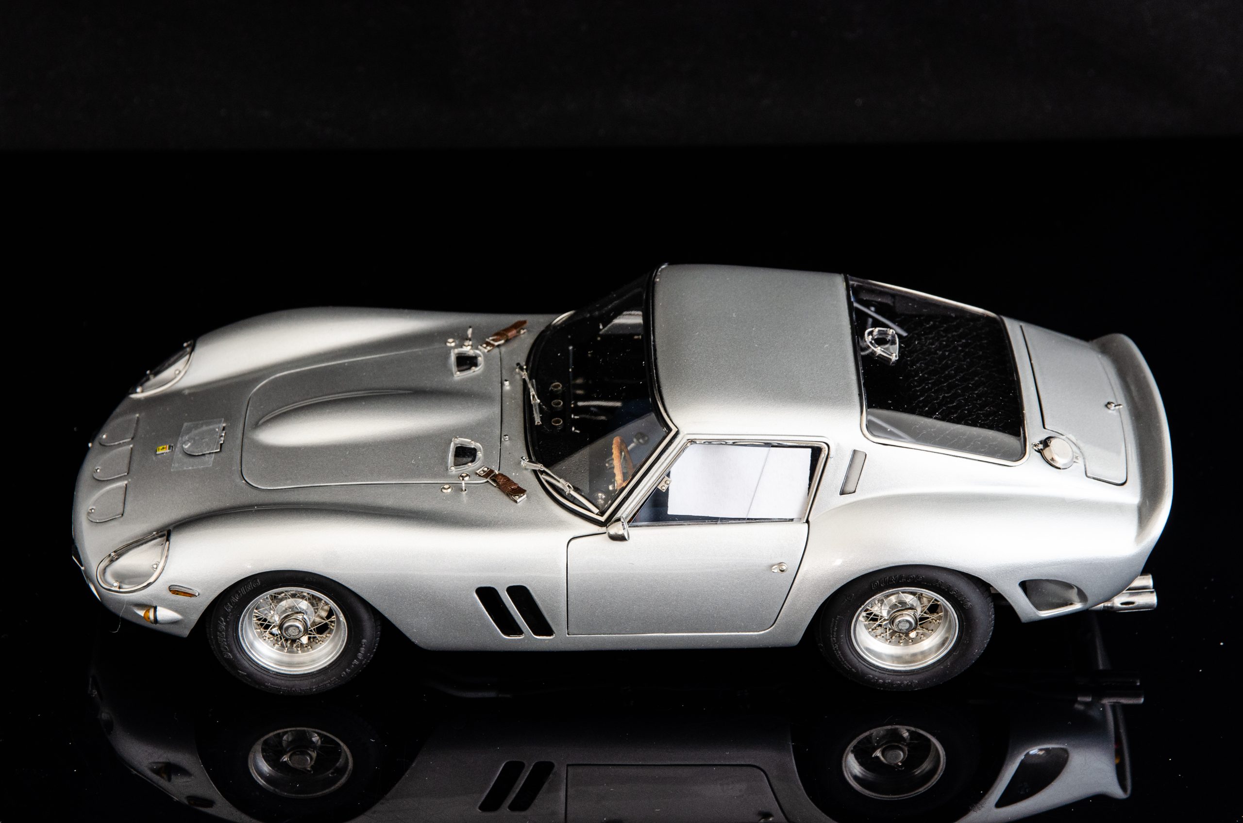 CMC Ferrari 250 GTO, 1962 - 1/18 - صورة CMC Ferrari 250 GTO, 1962 - 1/18 - صورة 6