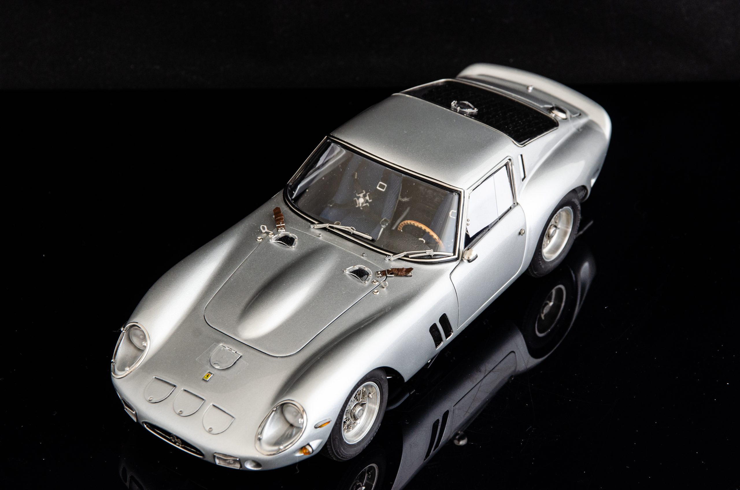 CMC Ferrari 250 GTO, 1962 - 1/18 - صورة CMC Ferrari 250 GTO, 1962 - 1/18 - صورة 5