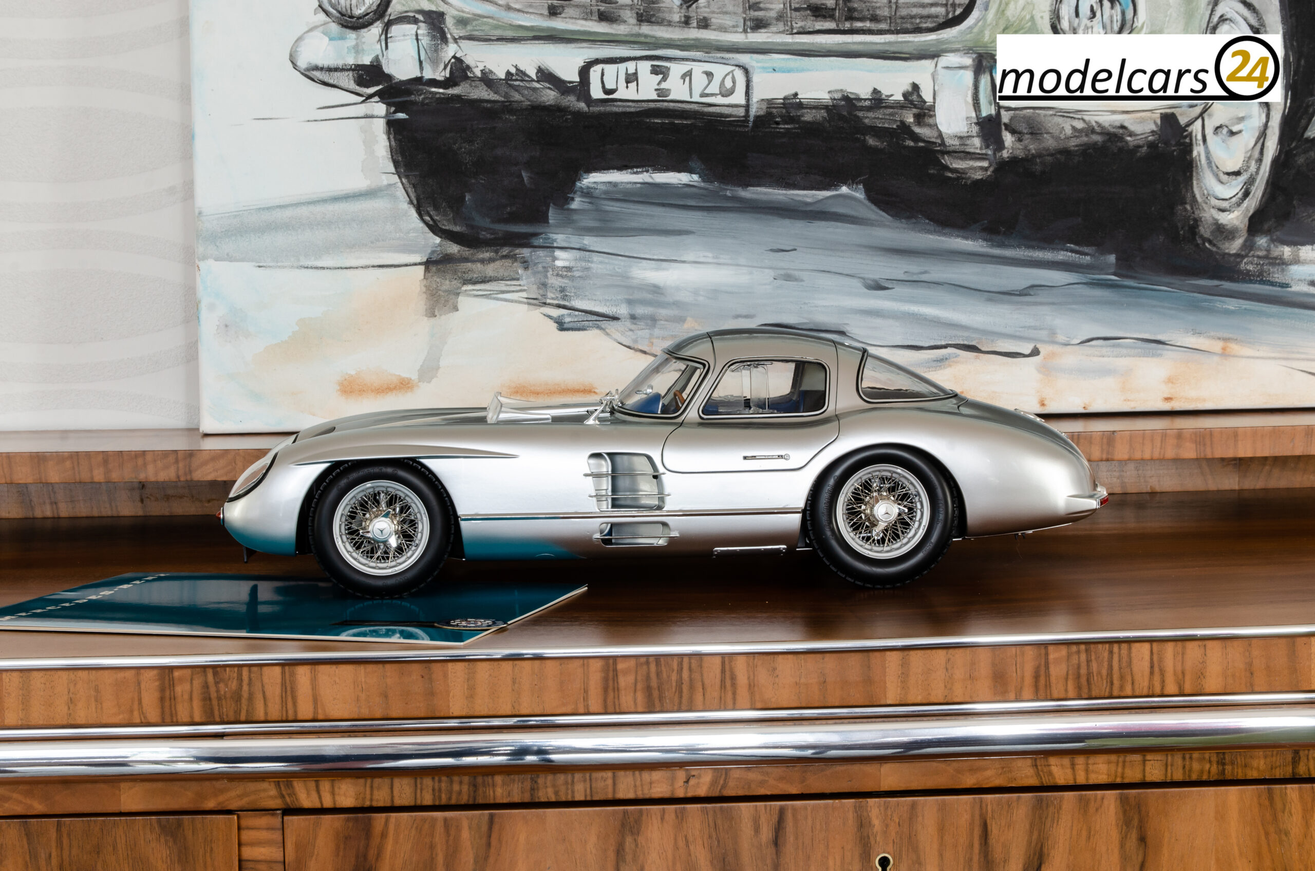 Legrand Mercedes-Benz 300 SLR Uhlenhaut Coupé 1/8 Fertigmodell - 1/8 – Bild 5