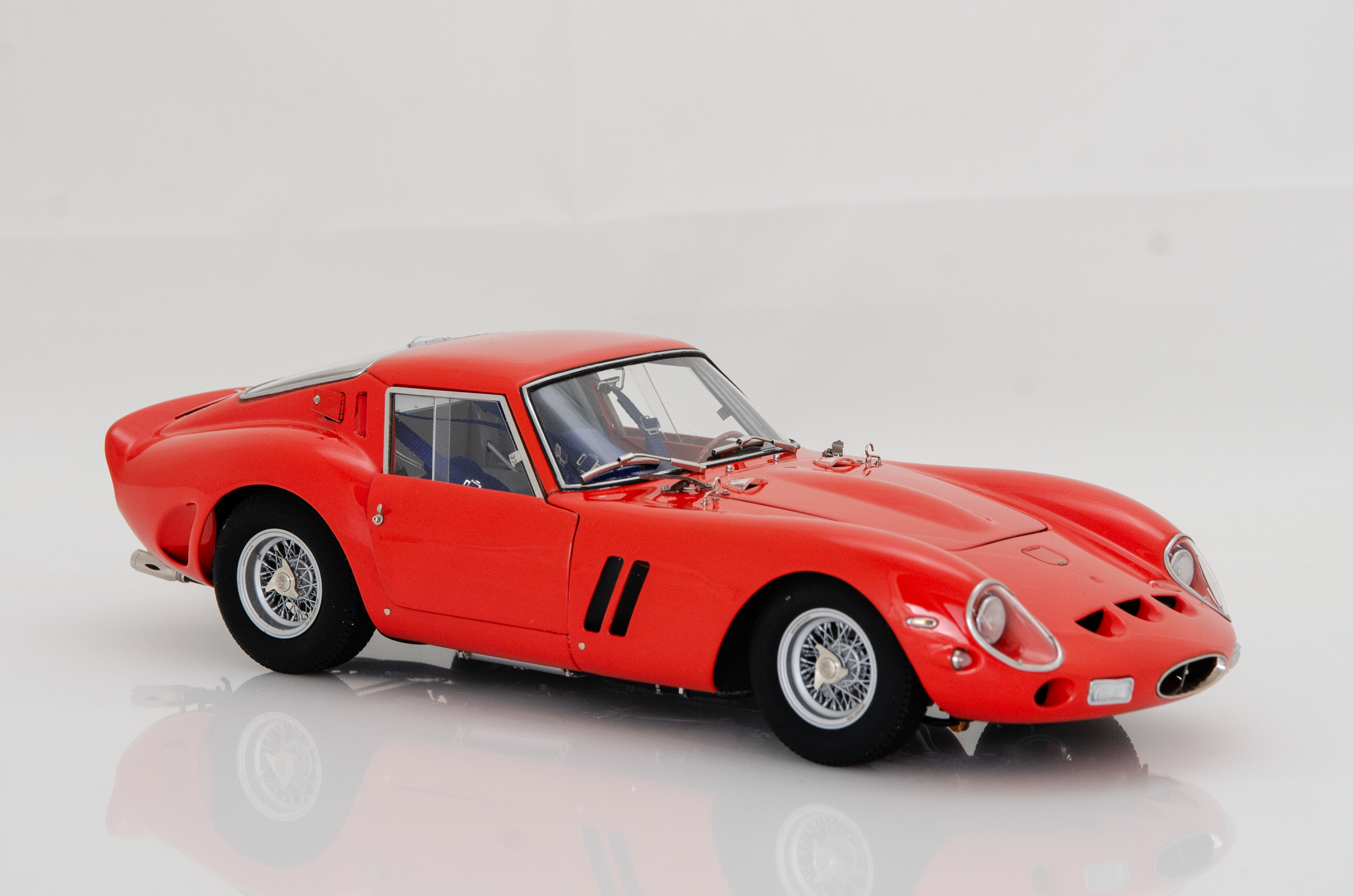 مارتيزان فيراري 250 GTO روسو كورسا 250 GTO روسو كورسا
