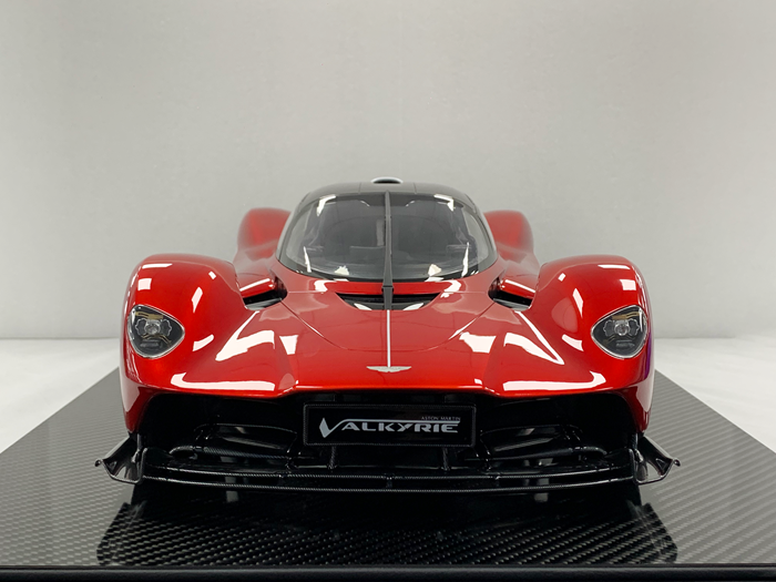 Frontiart Martin Valkyrie Candy Red Resin Model Car 1/8 - 1/18 – Bild 10