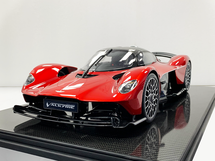 Frontiart Martin Valkyrie Candy Red Resin Model Car 1/8 - 1/18 – Bild 9
