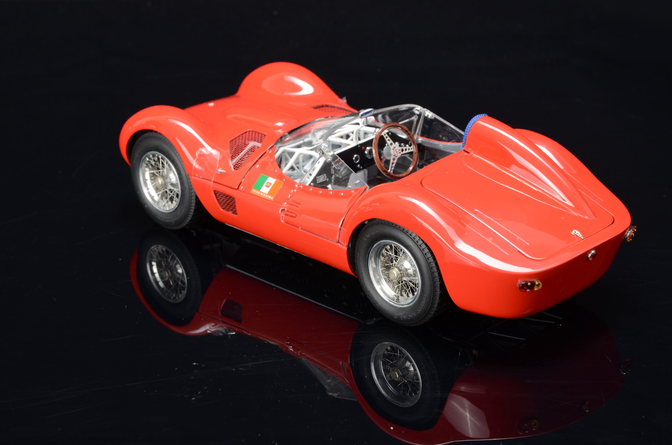 CMC Maserati Tipo 61 "Birdcage", #29, red Goodwood Revival 2008, Ex-Sammlung/collection Nick Mason Limited Edition 1000 pcs. - 1/18 - 画像3