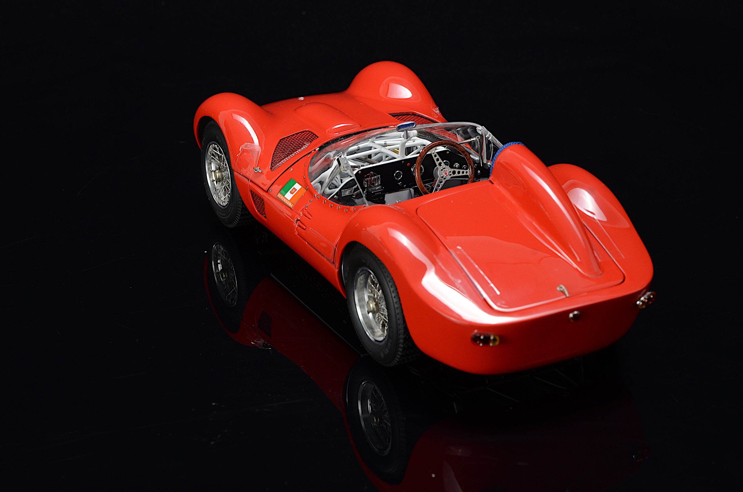 CMC Maserati Tipo 61 "Birdcage", #29, red Goodwood Revival 2008, Ex-Sammlung/collection Nick Mason Limited Edition 1000 pcs. - 1/18 - 画像7