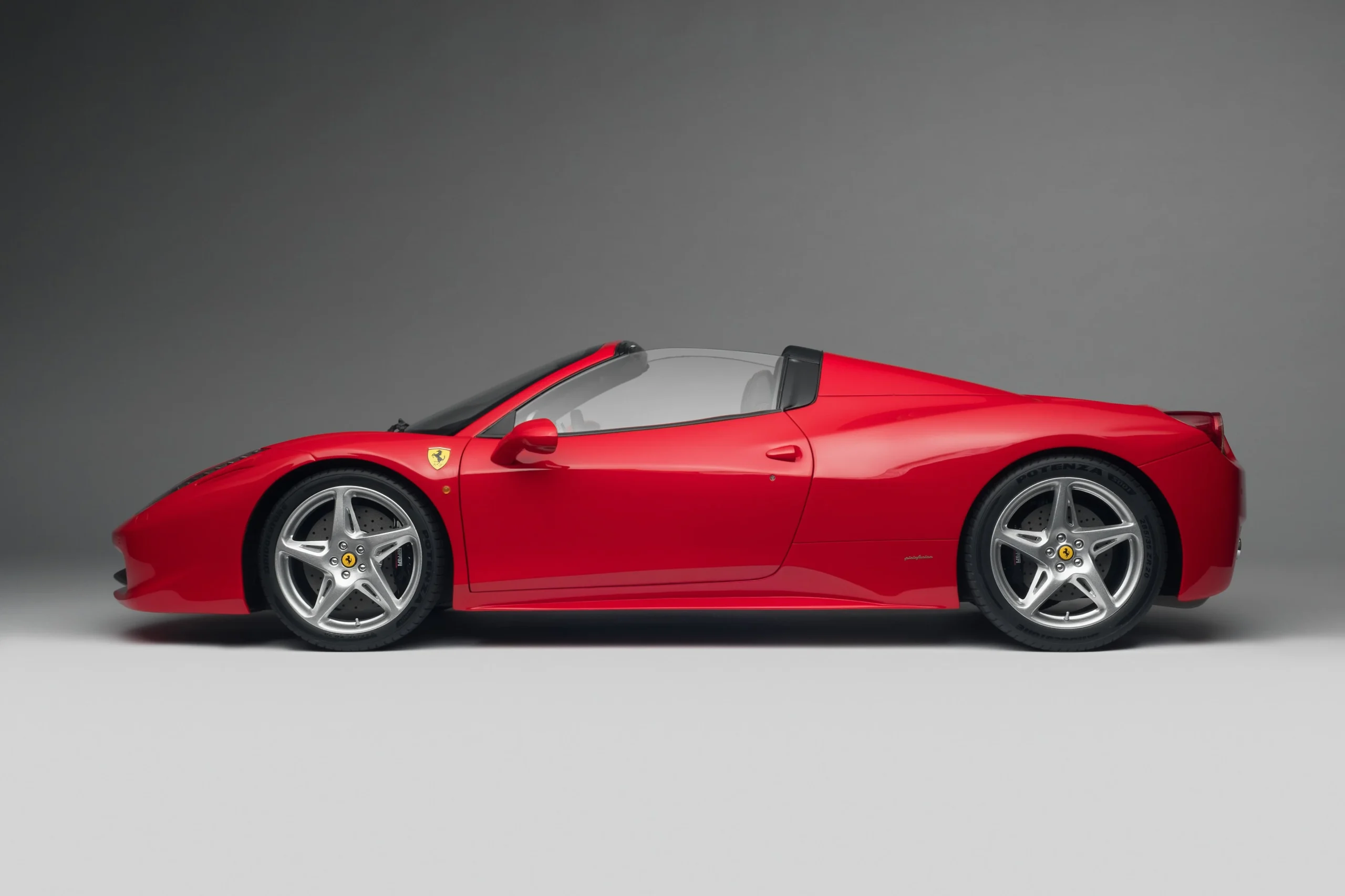 Amalgam Ferrari 458 Spider (2011) | Limitierte Auflage 1:8 - 1/18 - Image 11