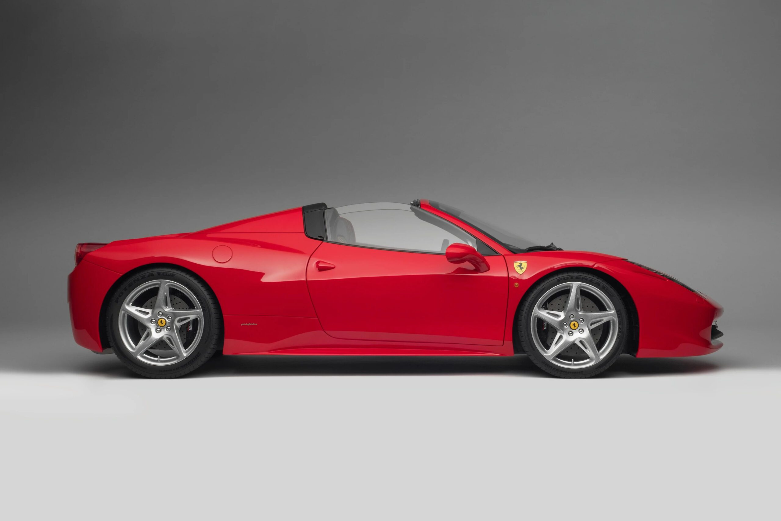 Amalgam Ferrari 458 Spider (2011) | Edition limitée 1:8