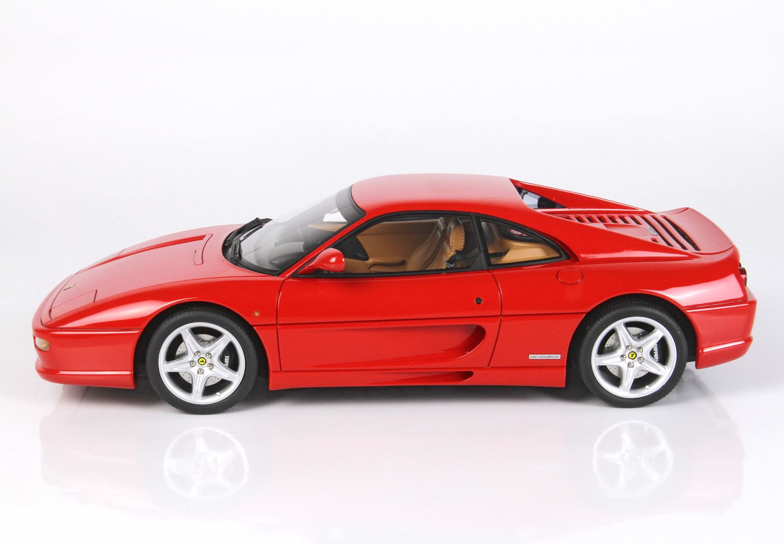 BBR Ferrari F355 Berlinetta 1994 manual gear Rosso Corsa - beige interior - 1/18 - 画像4