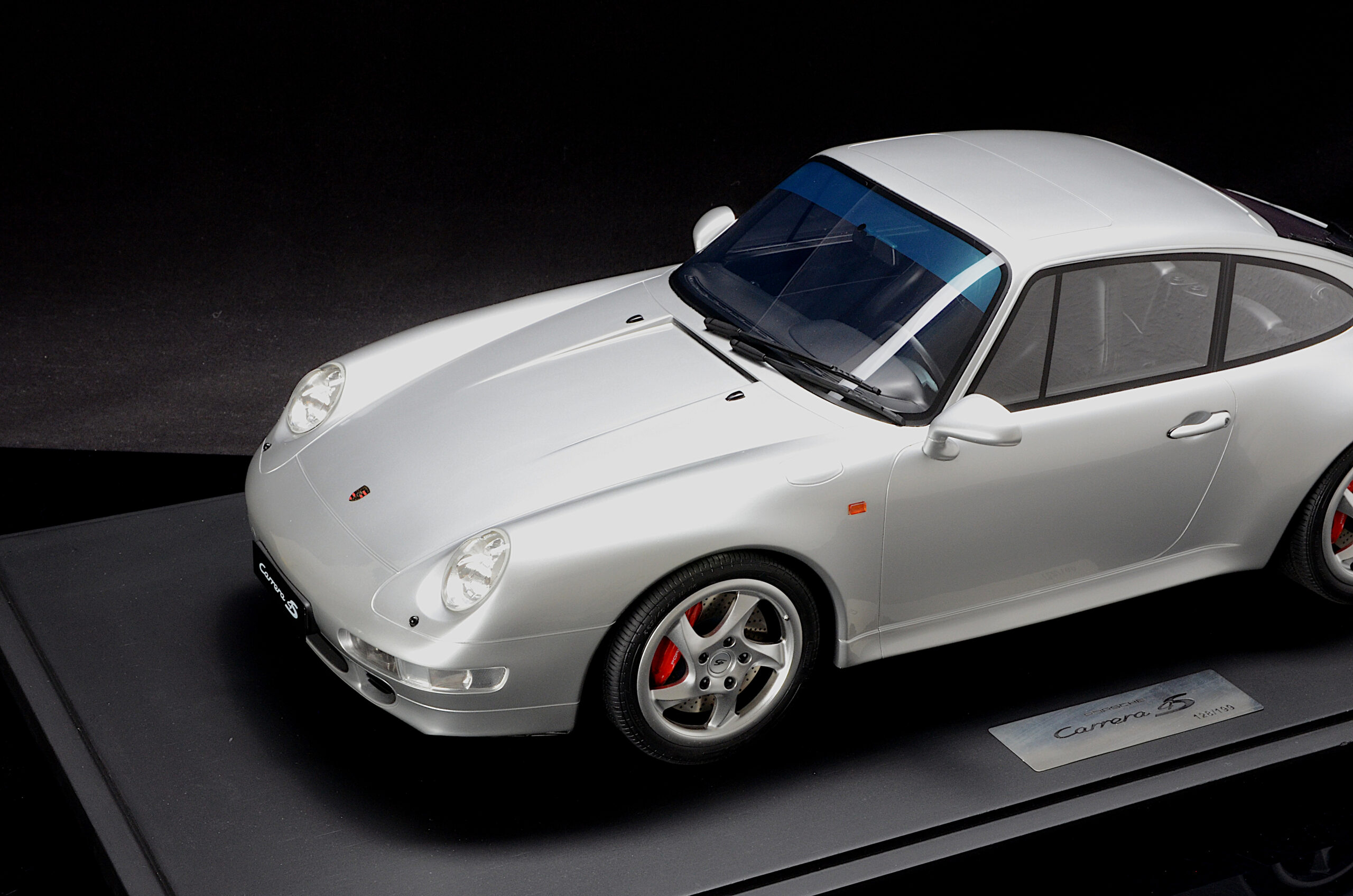 GTスピリット ポルシェ911 [993] カレラ4s