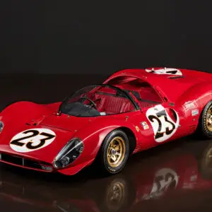 ケンタウリア・フェラーリ330 P4 1:8
