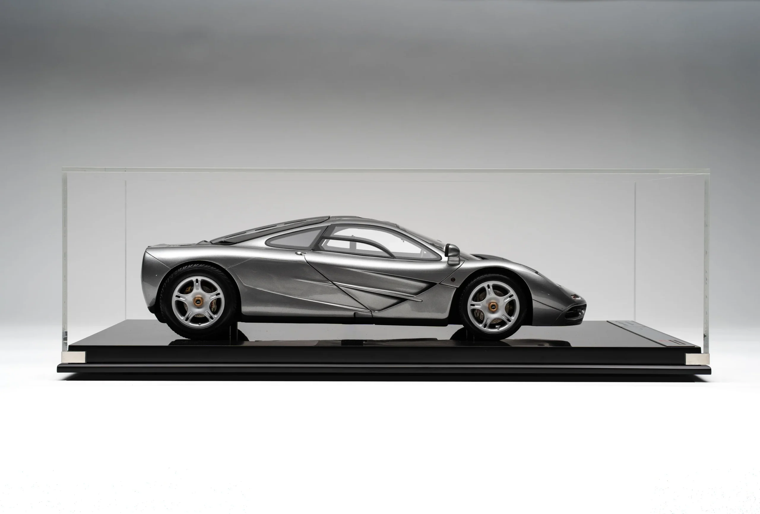 Amalgam McLaren F1 (1992) | Limited Edition in Silver 1:8 - 1/8 - Immagine 15