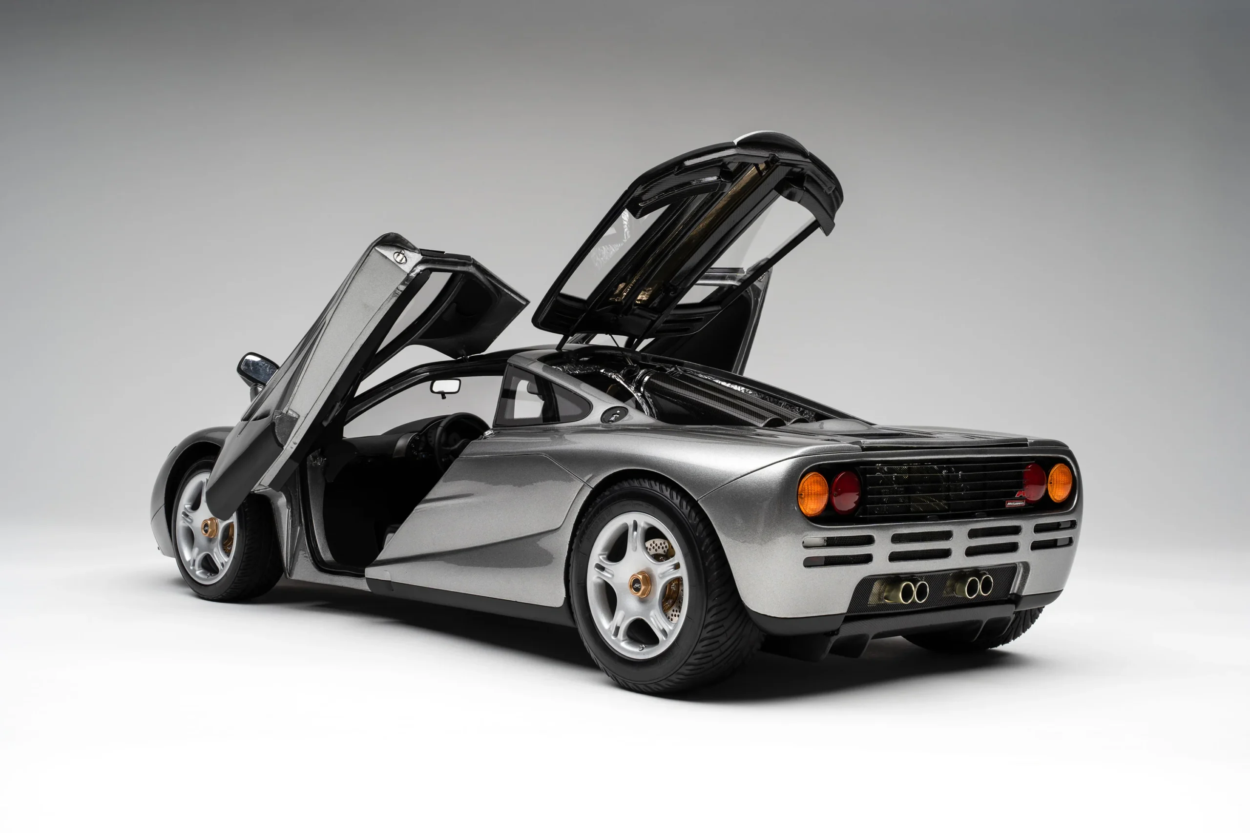 Amalgam McLaren F1 (1992) | Limited Edition in Silver 1:8 - 1/8 - Immagine 11