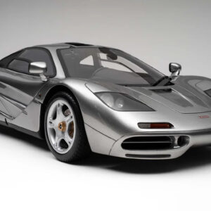 Amalgam McLaren F1 (1992) | Limited Edition in Silver 1:8 - 1/8