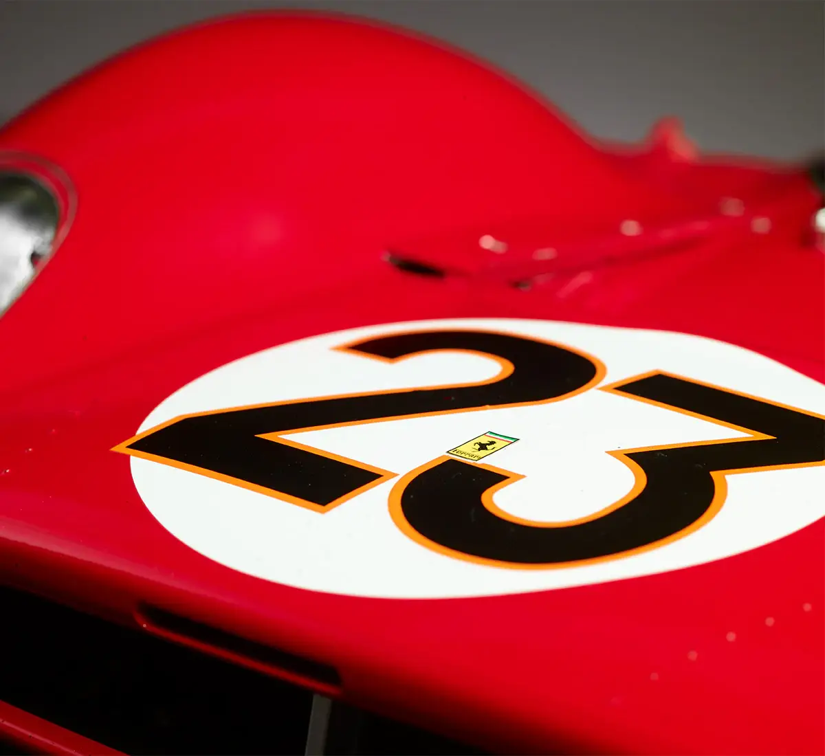 Centauria Ferrari 330 P4 1:8 Fertigmodell - 1/8 - Immagine 9