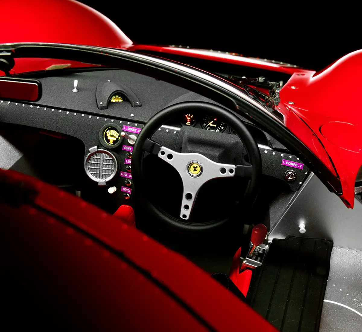 Centauria Ferrari 330 P4 1:8 Fertigmodell - 1/8 - Immagine 6