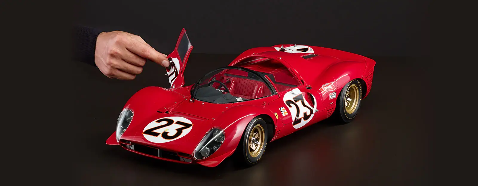 Centauria Ferrari 330 P4 1:8 Fertigmodell - 1/8 - Immagine 2